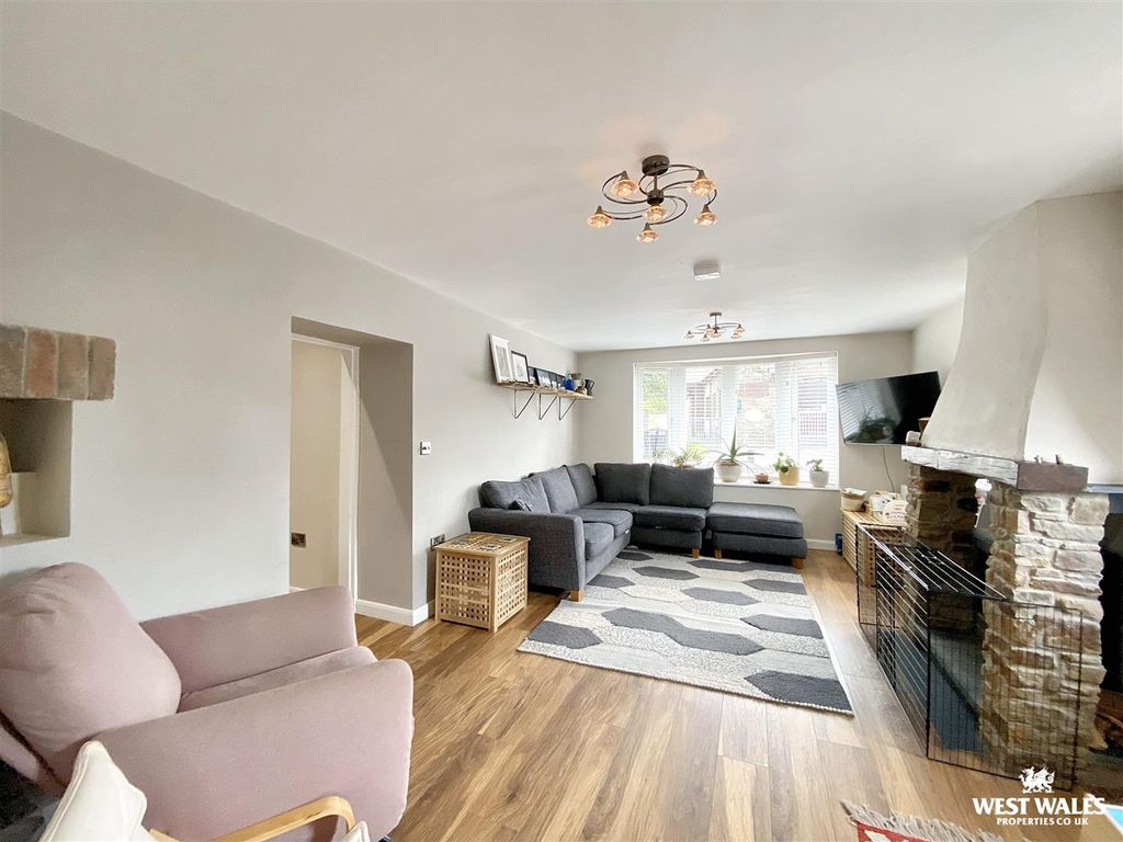 Property photo 3 of 26 Img_8855.Jpg