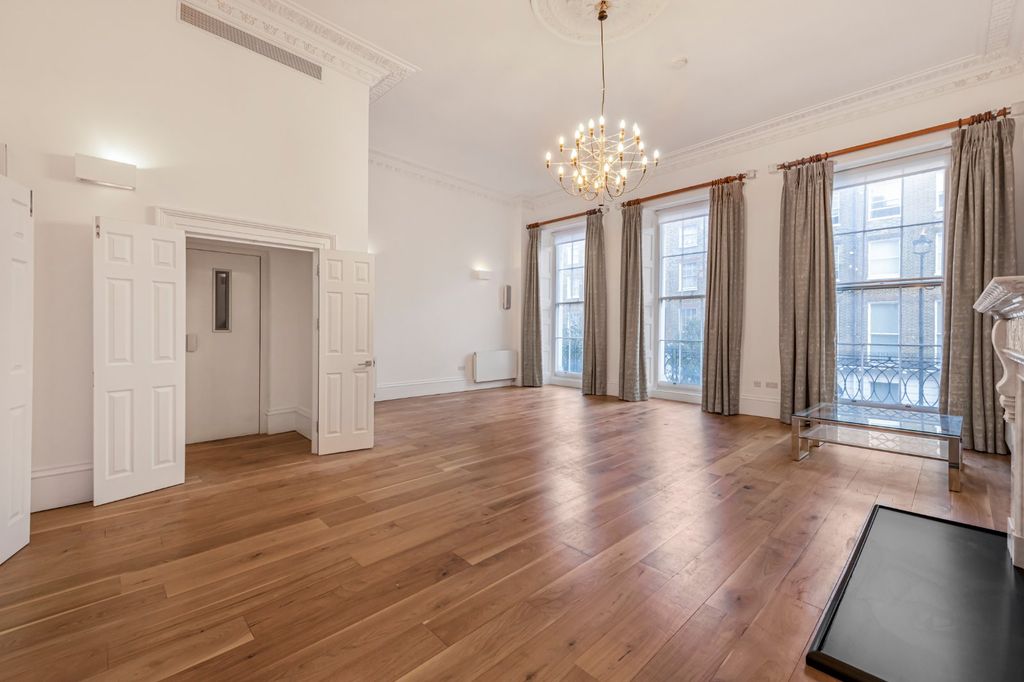 Property photo 2 of 28 Picture No. 29