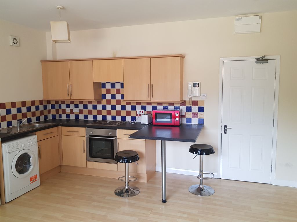 Property photo 2 of 12