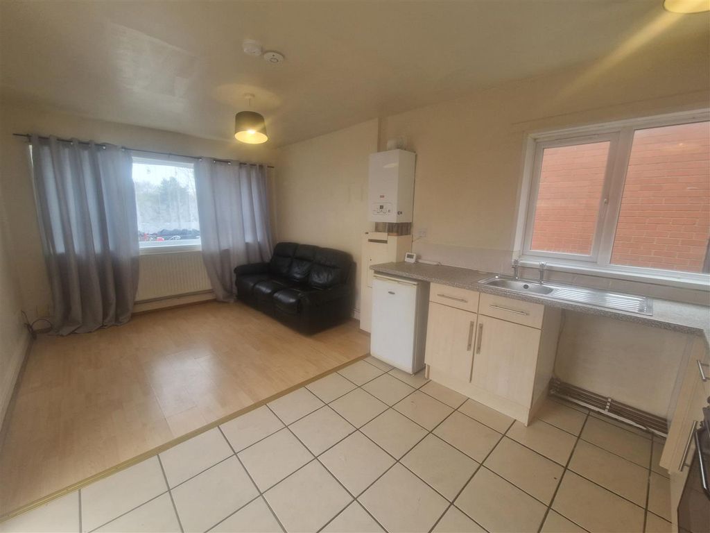 Property photo 2 of 6 20250321_112953.Jpg