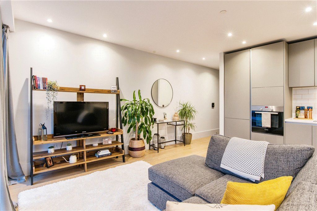 Property photo 1 of 15 Photography