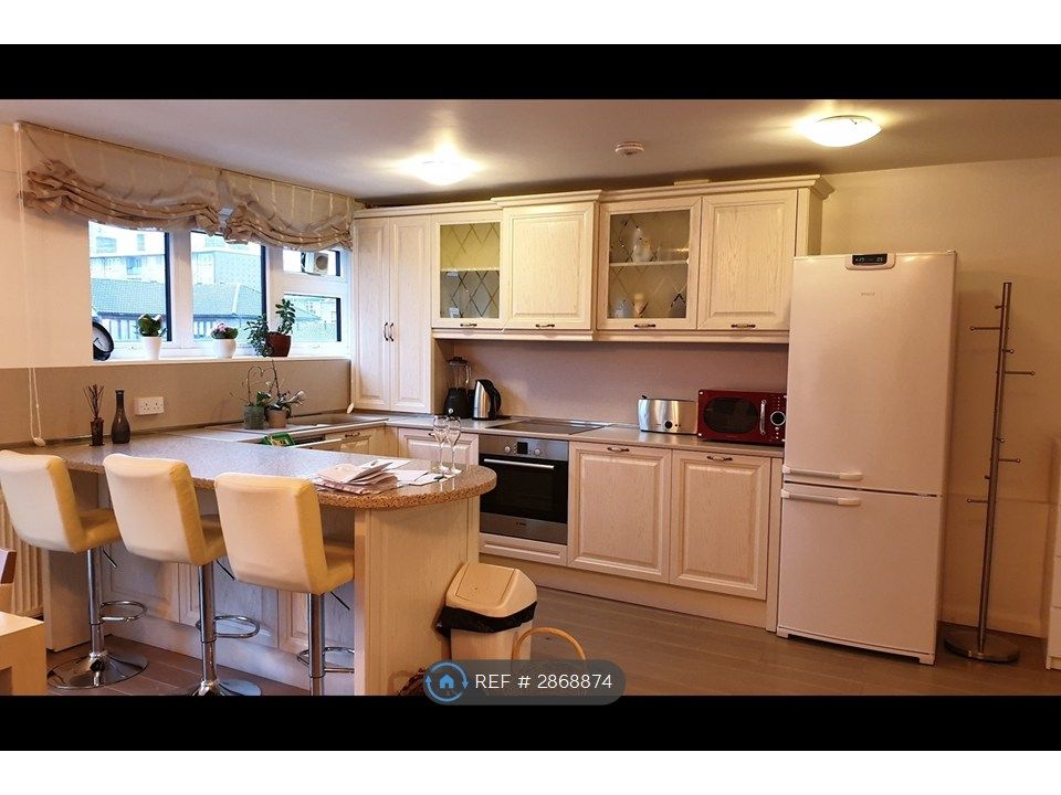 Property photo 2 of 13 Fully Furnished Kitchen