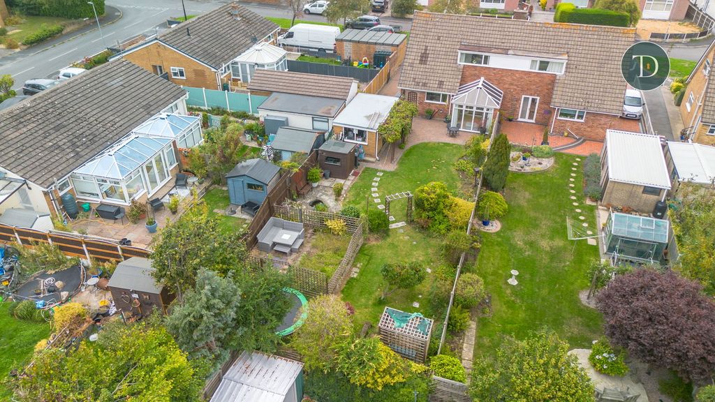 Property photo 3 of 31