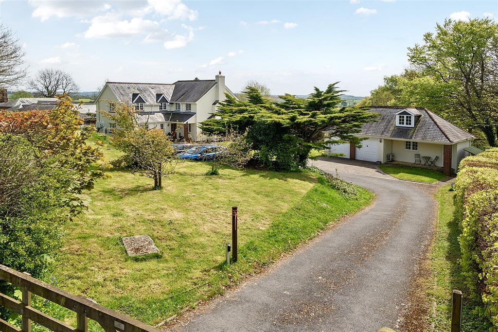 Property photo 1 of 37 Cherry New Approach..Jpg