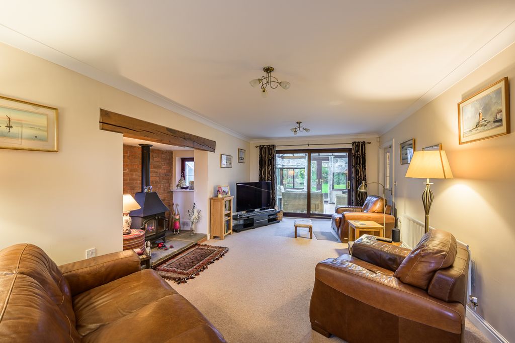 Property photo 3 of 29