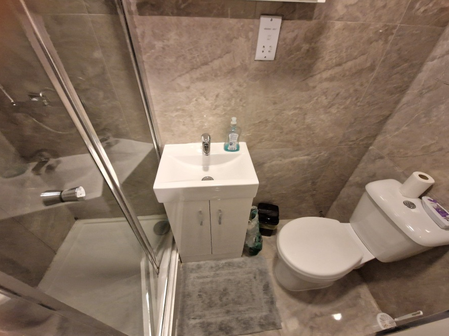 Property photo 2 of 3