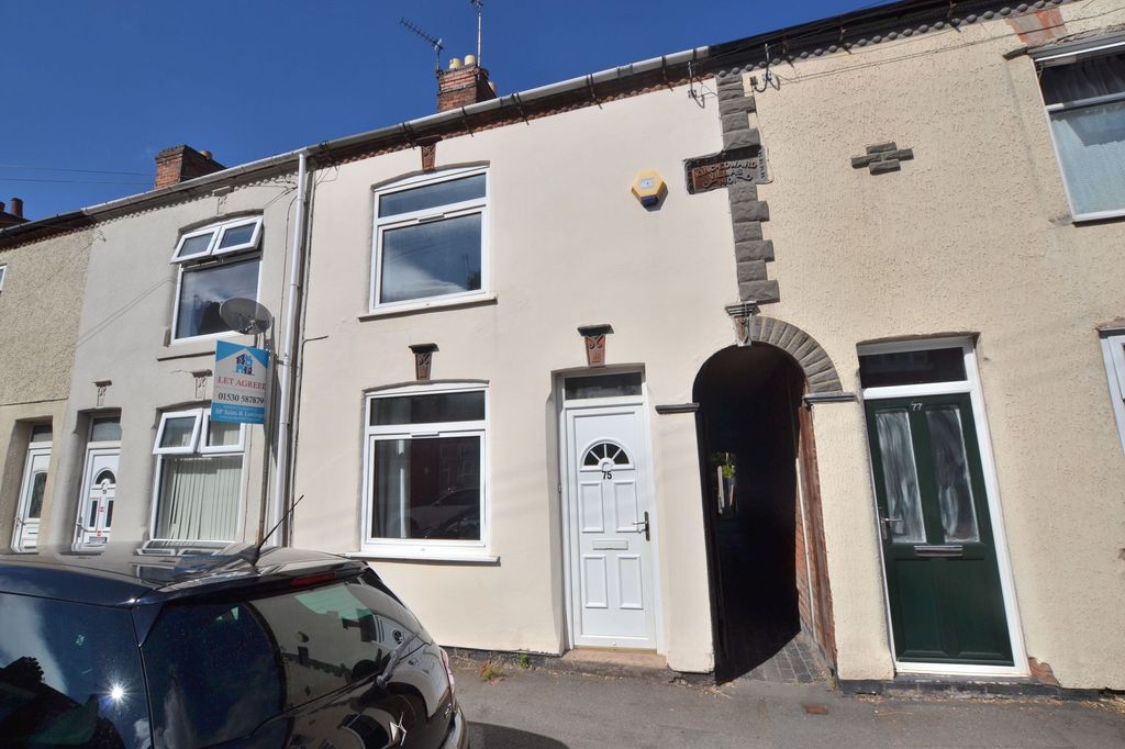Property photo 1 of 17