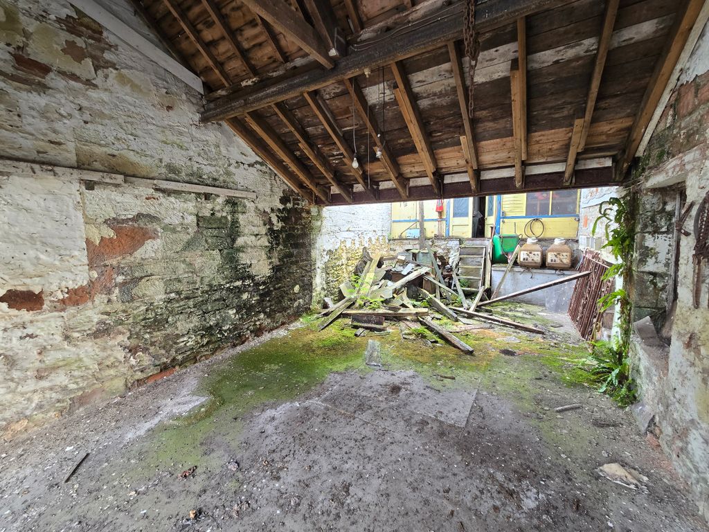 Property photo 3 of 15 3