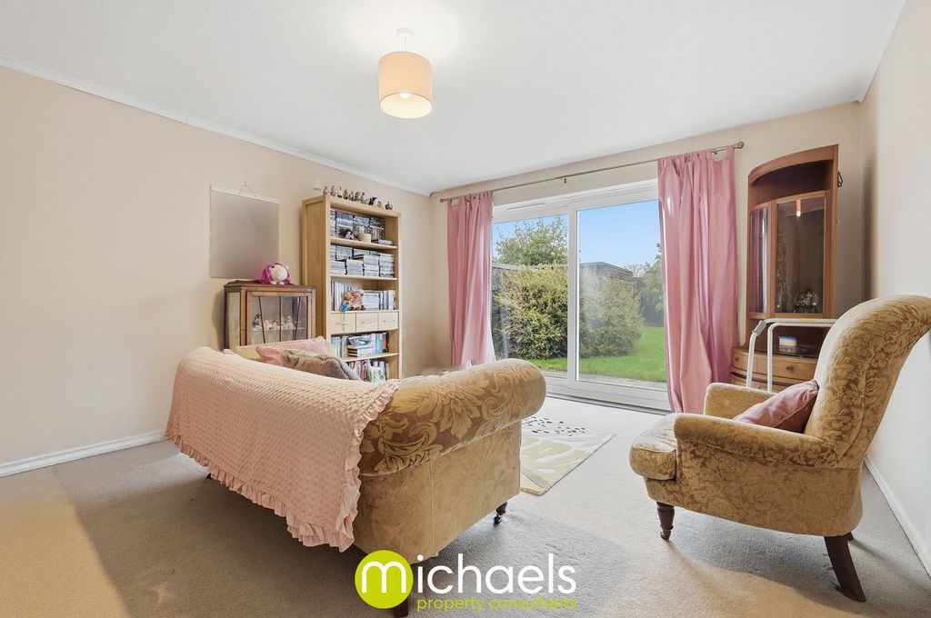 Property photo 3 of 17