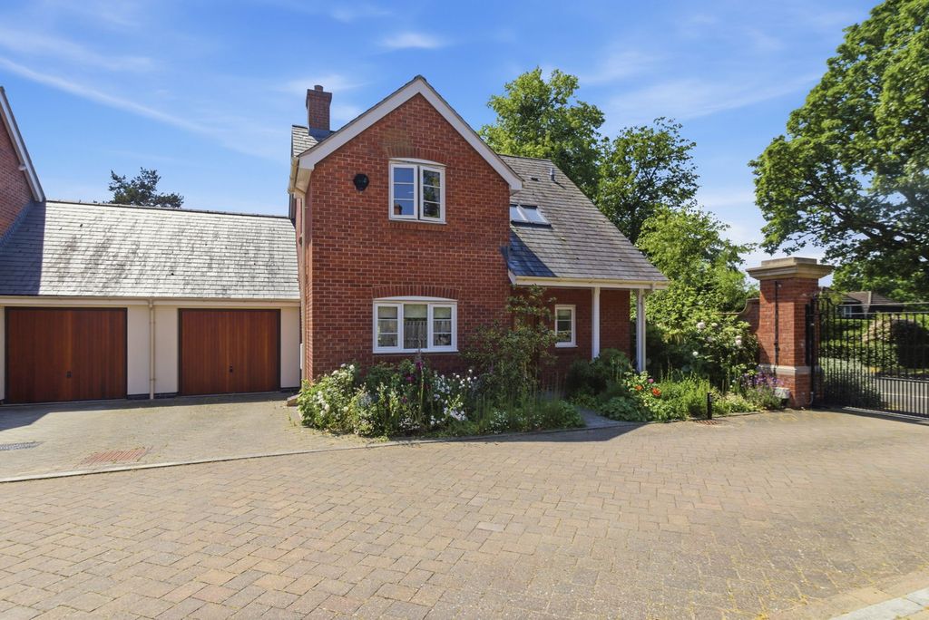 Property photo 1 of 19