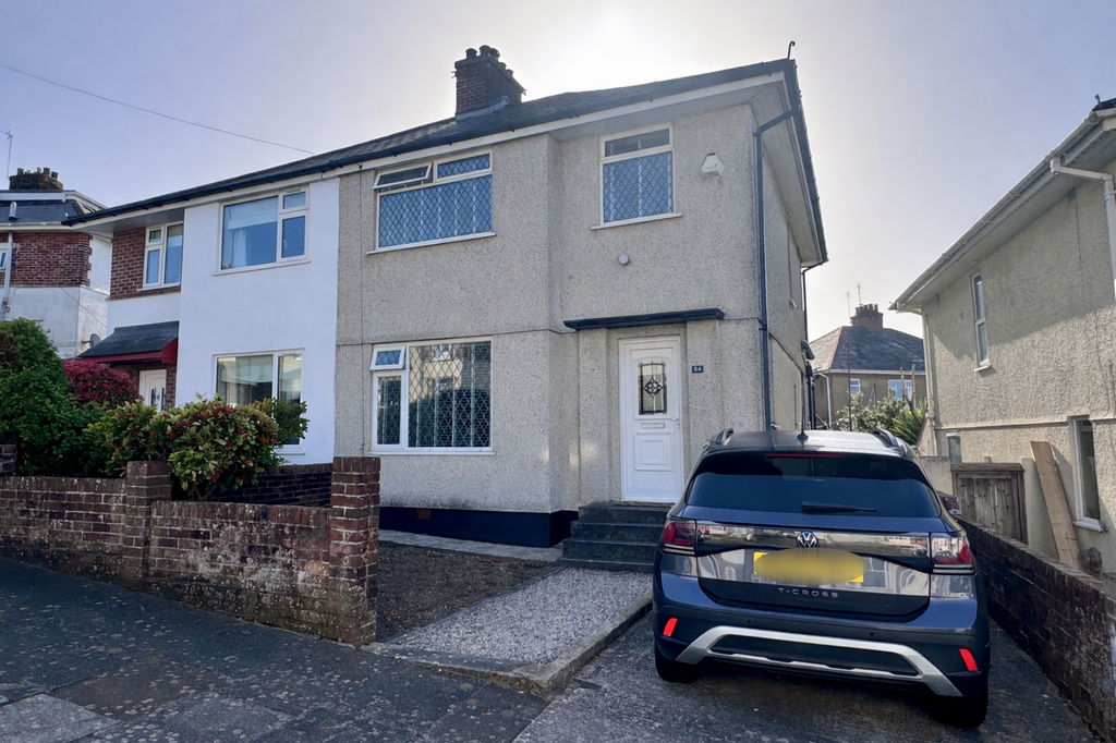 Property photo 1 of 14 Front Exterior