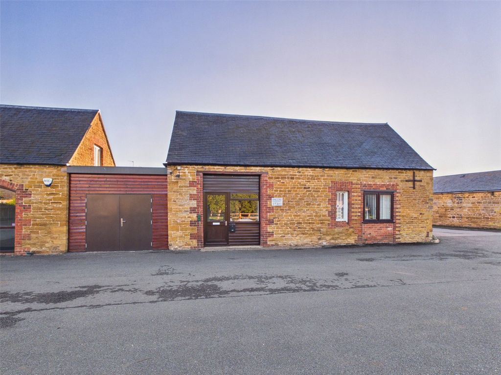 Property photo 1 of 5 Picture No. 08