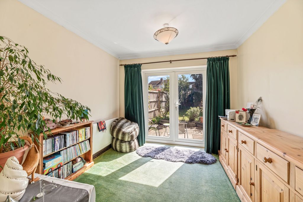 Property photo 3 of 21