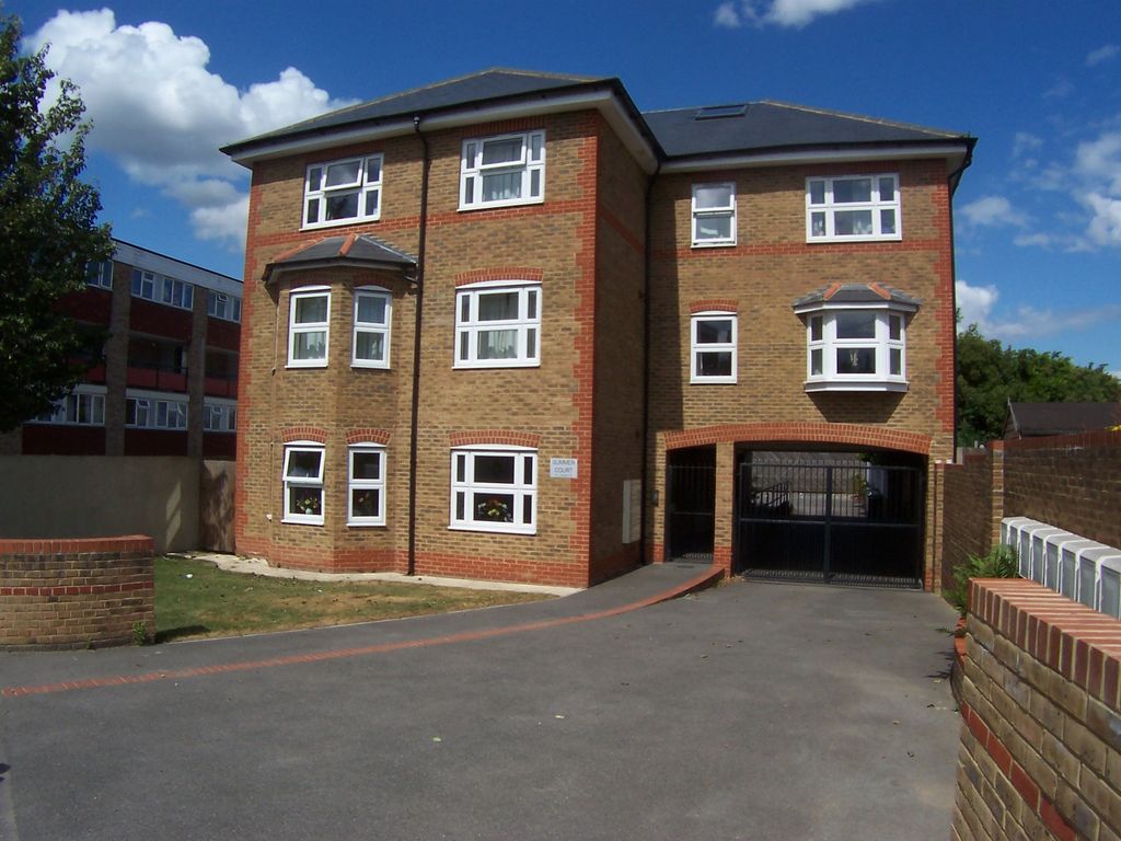 Property photo 1 of 6 External