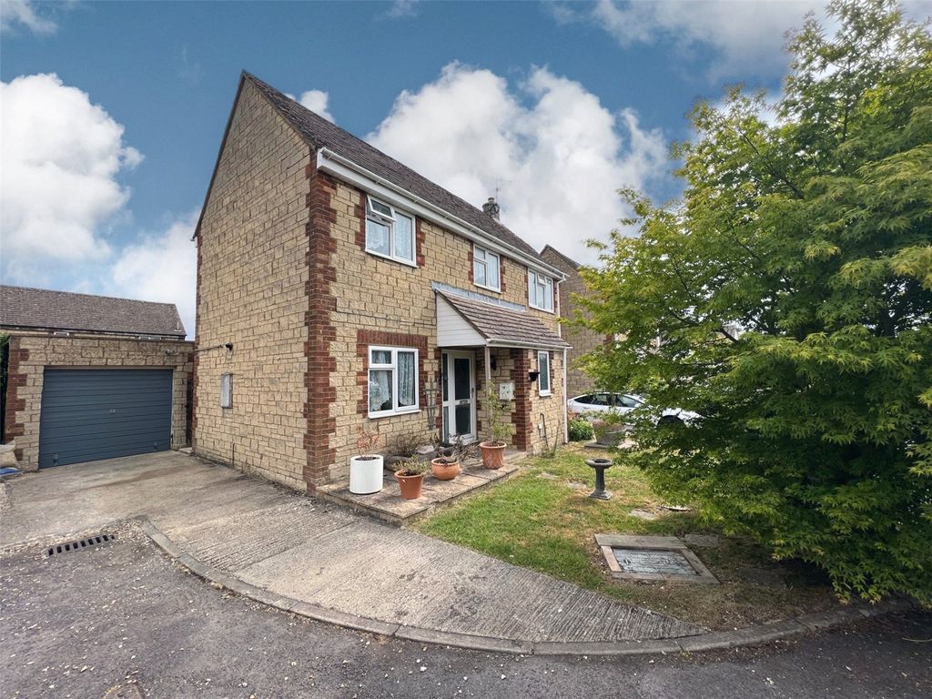 Property photo 1 of 21 Picture No. 05