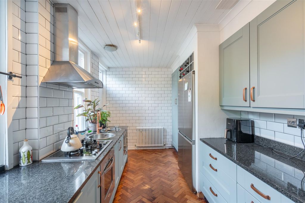 Property photo 3 of 10 _A7R5646-Hdr.Jpg