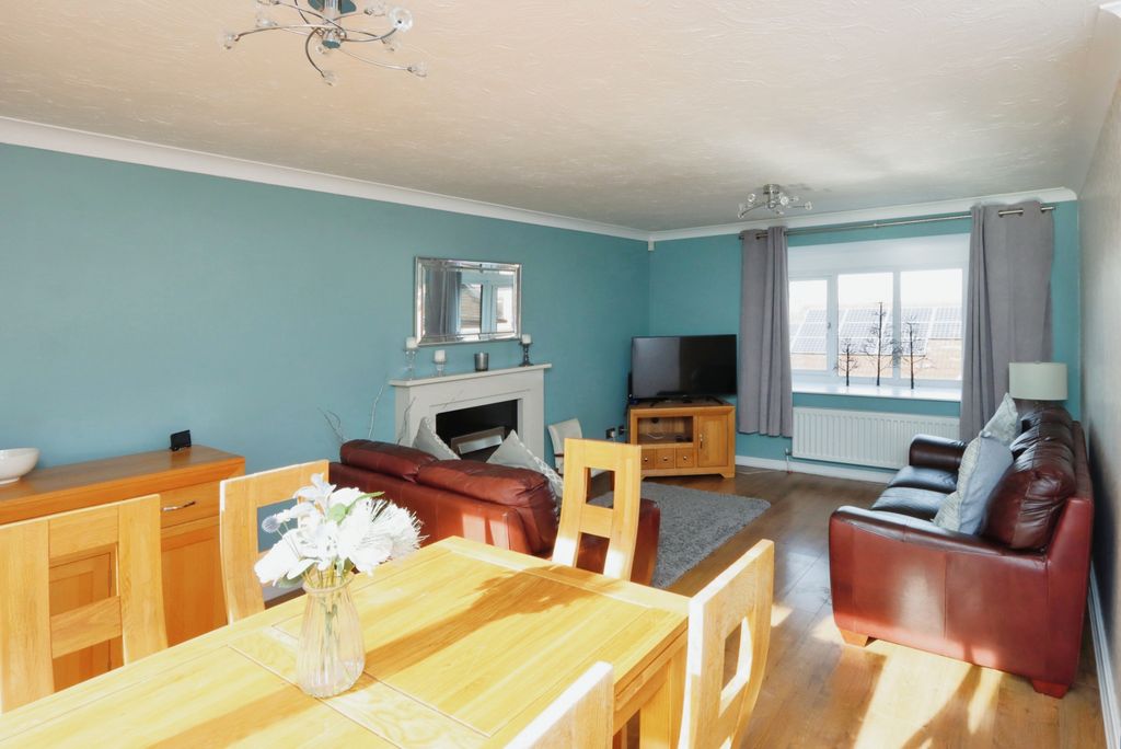 Property photo 3 of 17 Photography