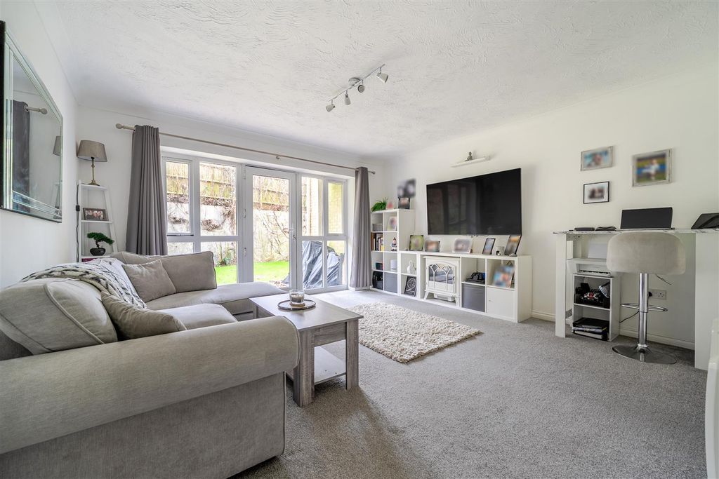 Property photo 2 of 23 1400585-18-697746c89F1ee.Jpg