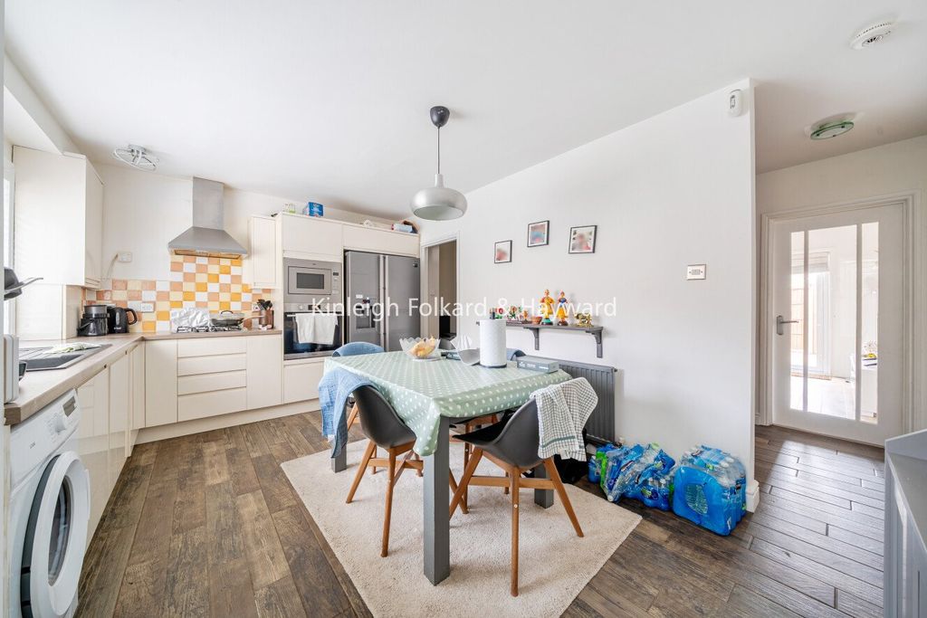 Property photo 2 of 13 Picture No. 04