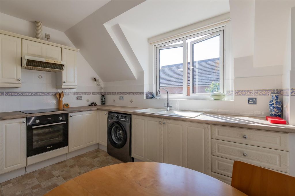 Property photo 2 of 13 12 (12 Of 12).Jpg