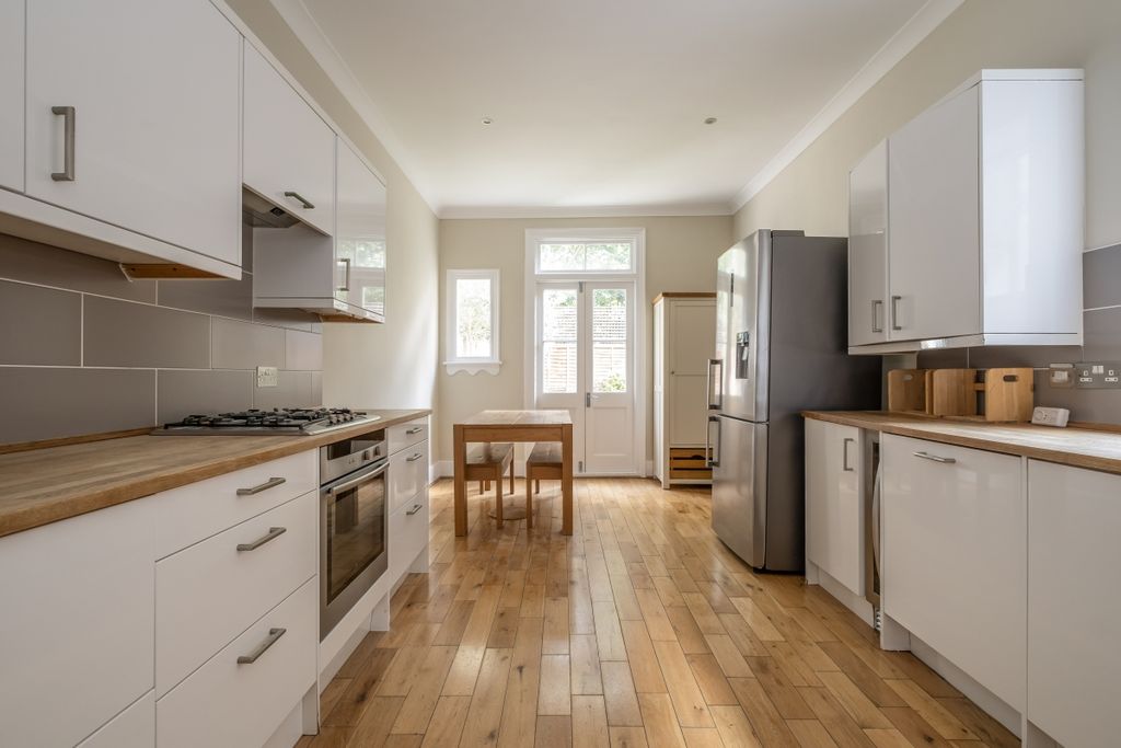 Property photo 1 of 22
