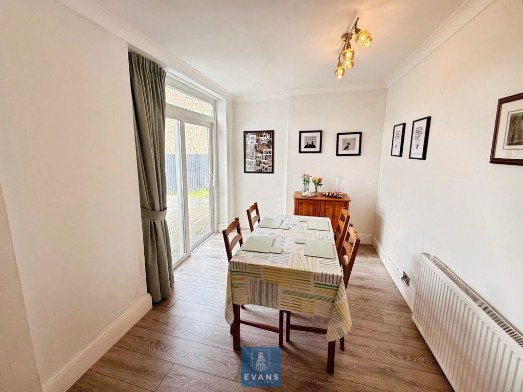 Property photo 3 of 18 Dining Room