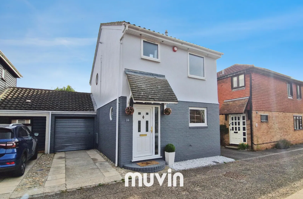 Property photo 1 of 16
