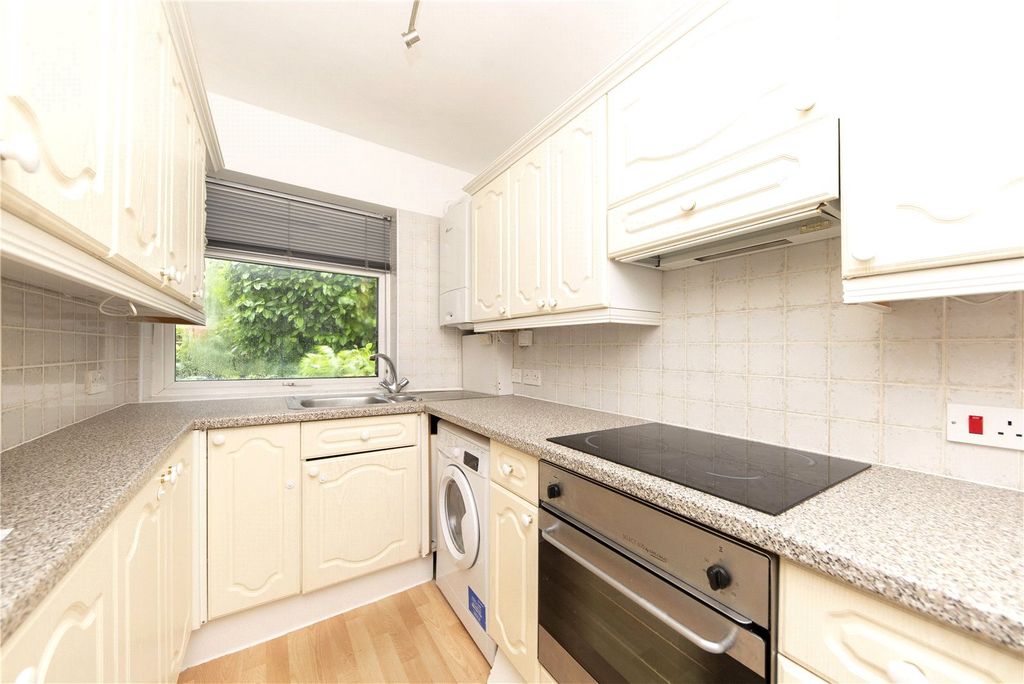 Property photo 3 of 10 Picture No. 16