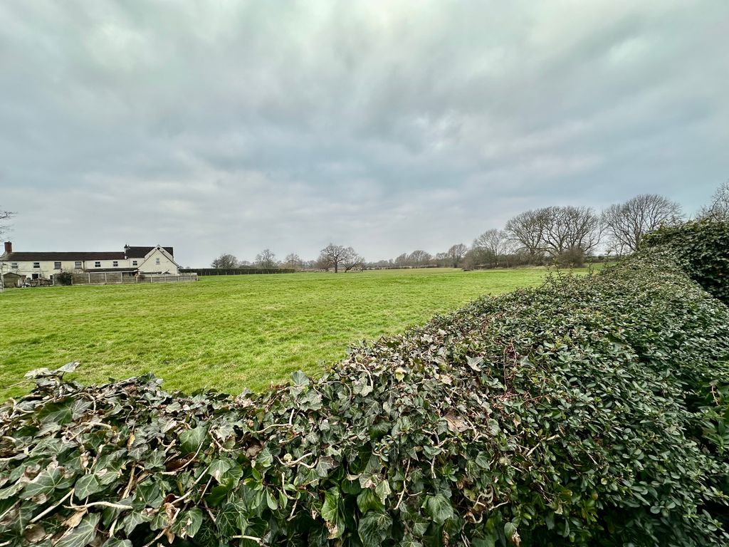 Property photo 2 of 31 Img_6515