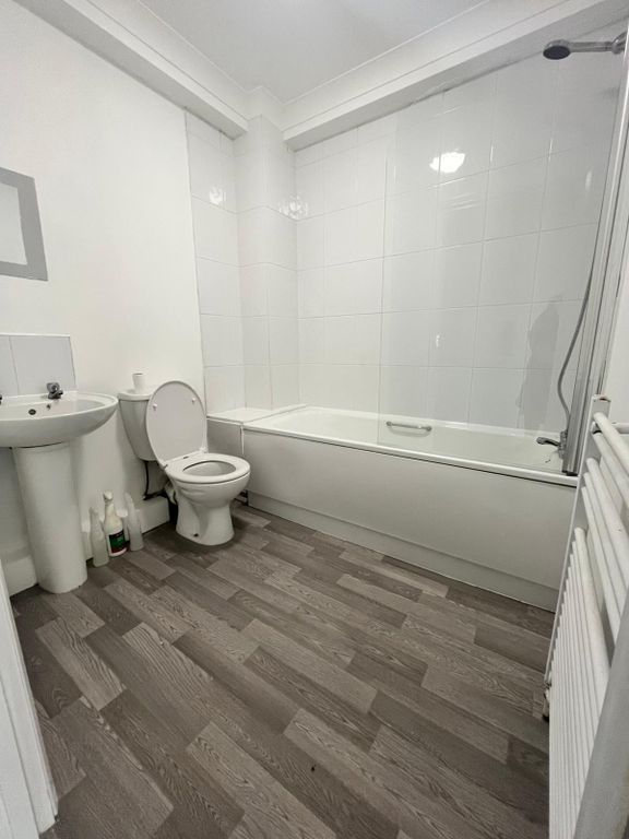 Property photo 3 of 6 Gallery