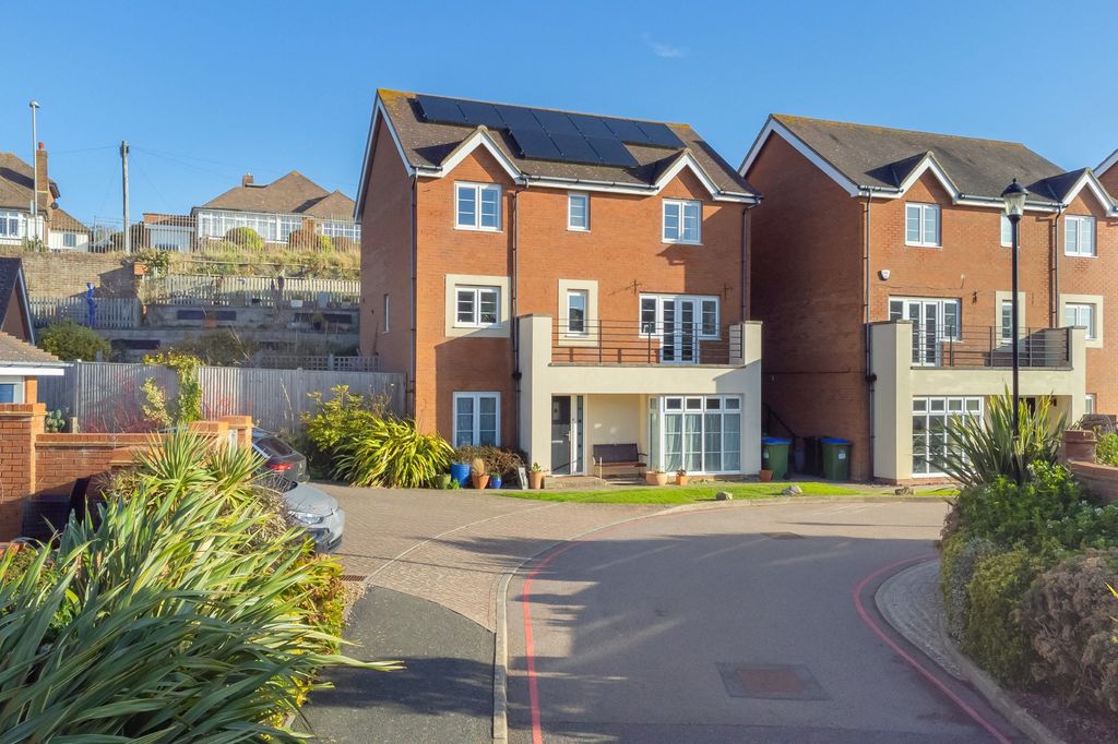 Property photo 1 of 22