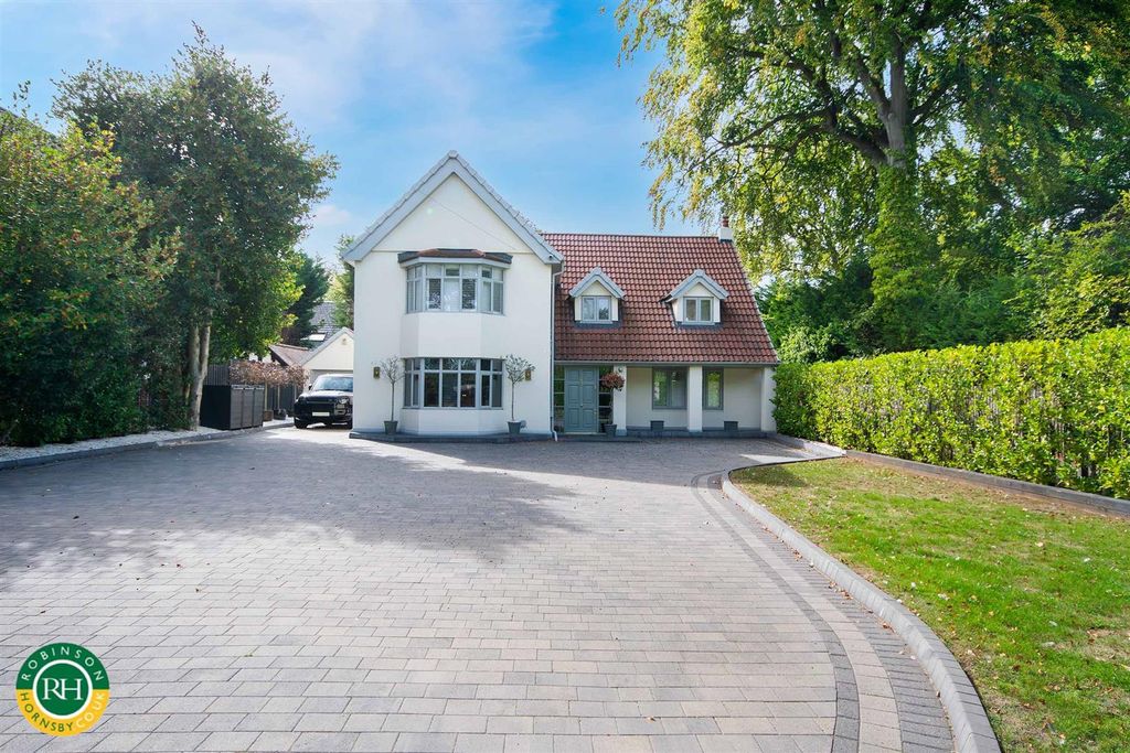 Property photo 1 of 25