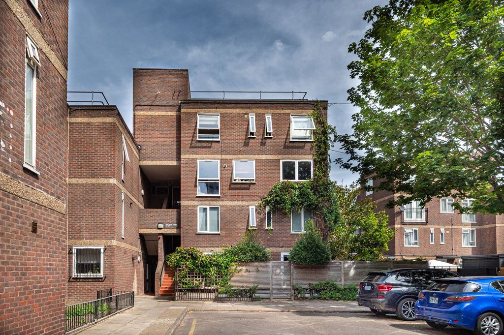 Property photo 1 of 9