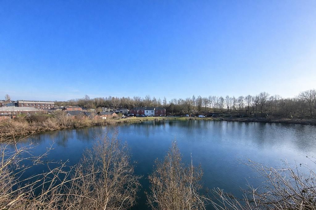 Property photo 2 of 8 Photo 2