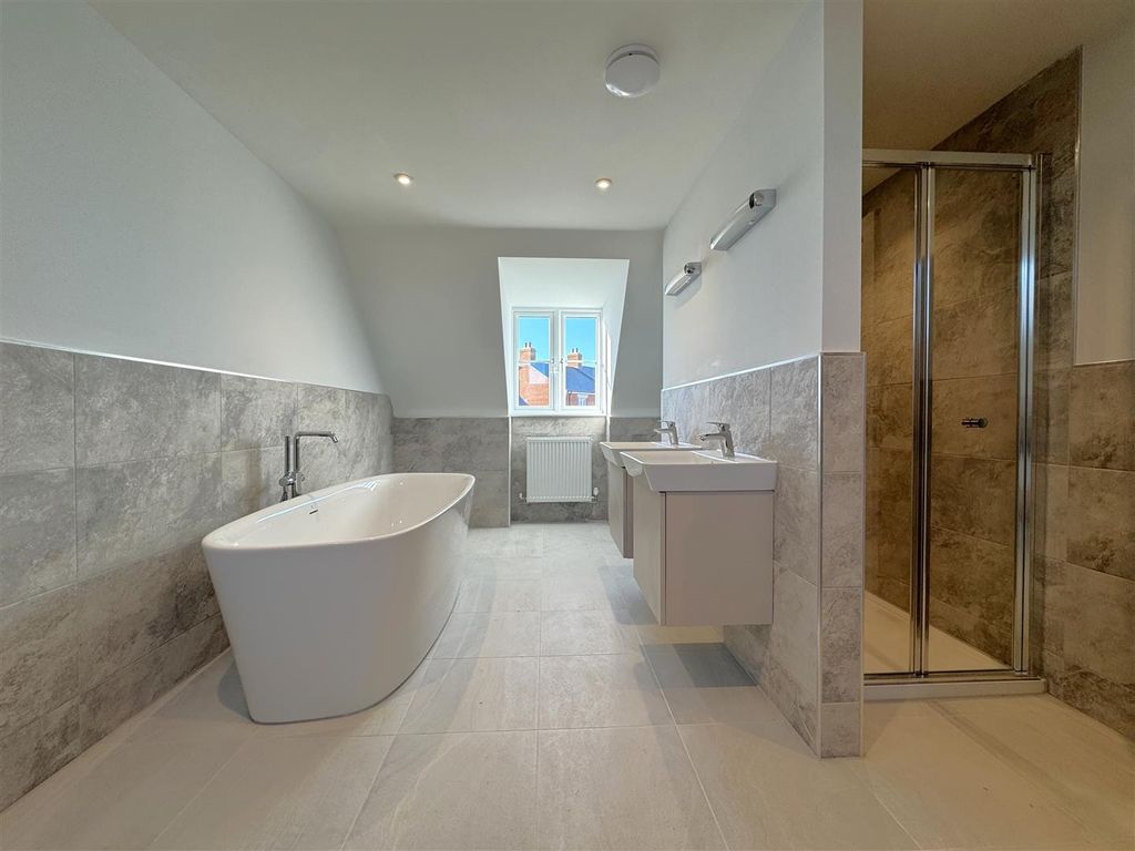 Property photo 2 of 20 Img_9748.Jpeg