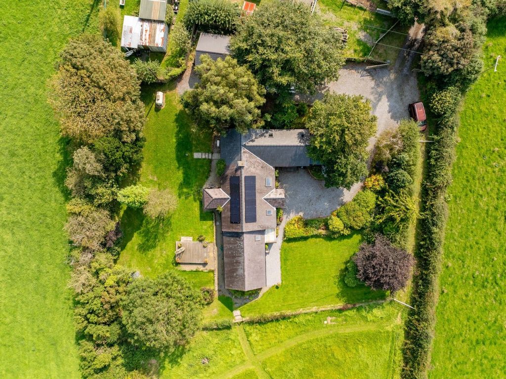 Property photo 2 of 71
