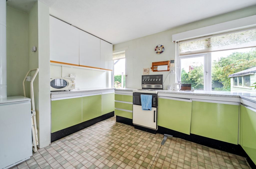 Property photo 2 of 25 1484974-8-6A429Eb07E96c