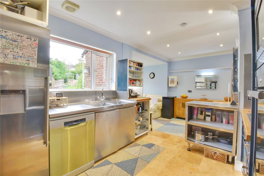 Property photo 3 of 20 Picture No. 23