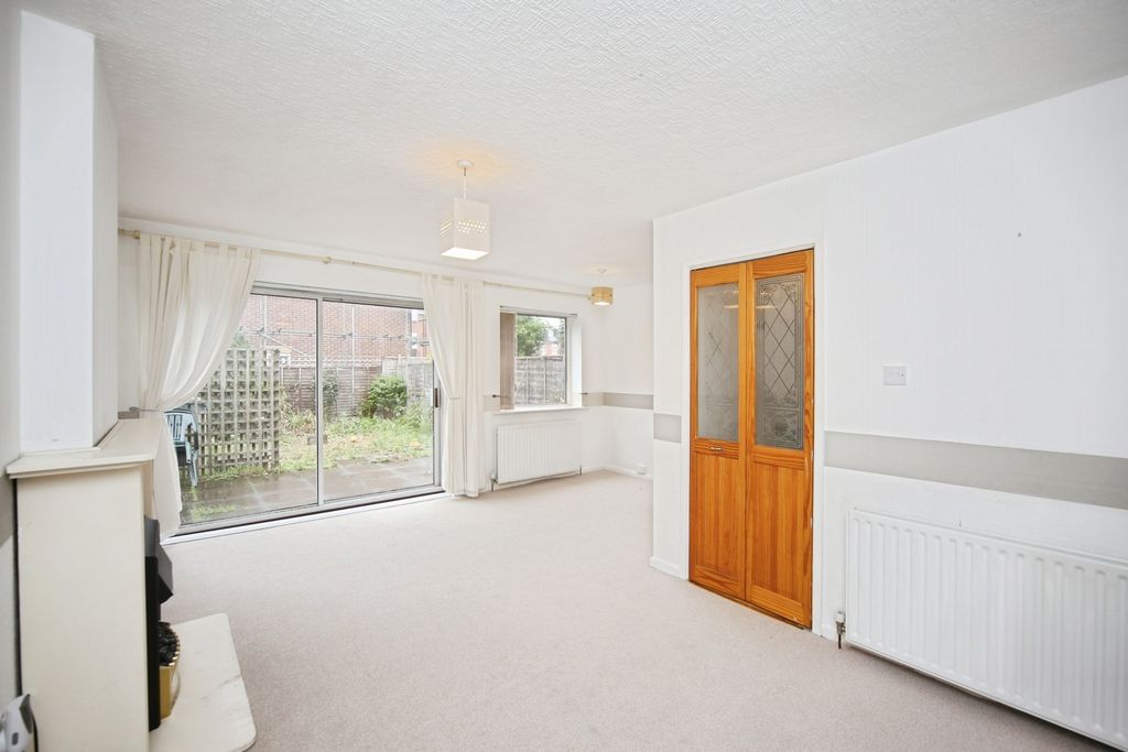 Property photo 3 of 17 Pbox-Img.Jpg