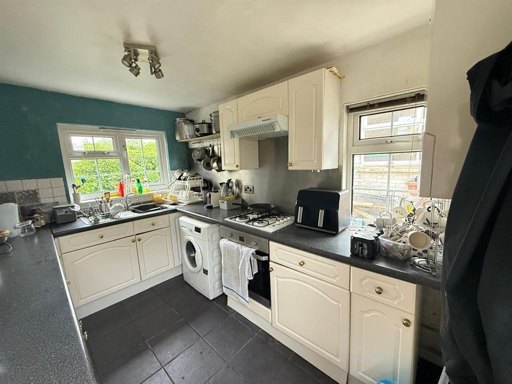 Property photo 3 of 24 3.Jpg