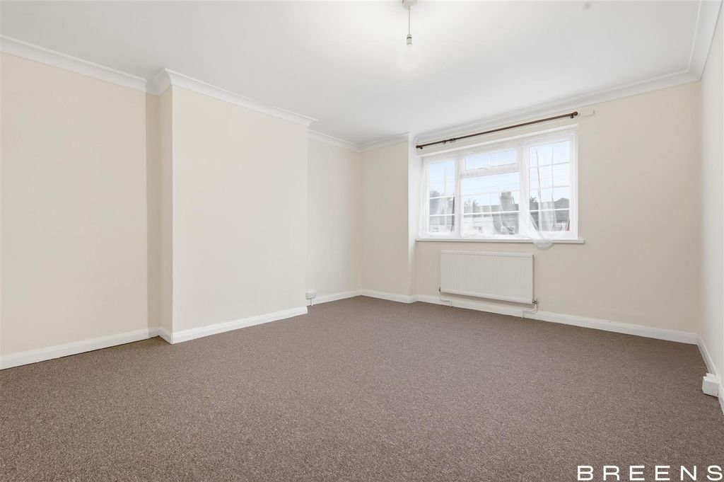 Property photo 2 of 12 Img_4448.Jpg