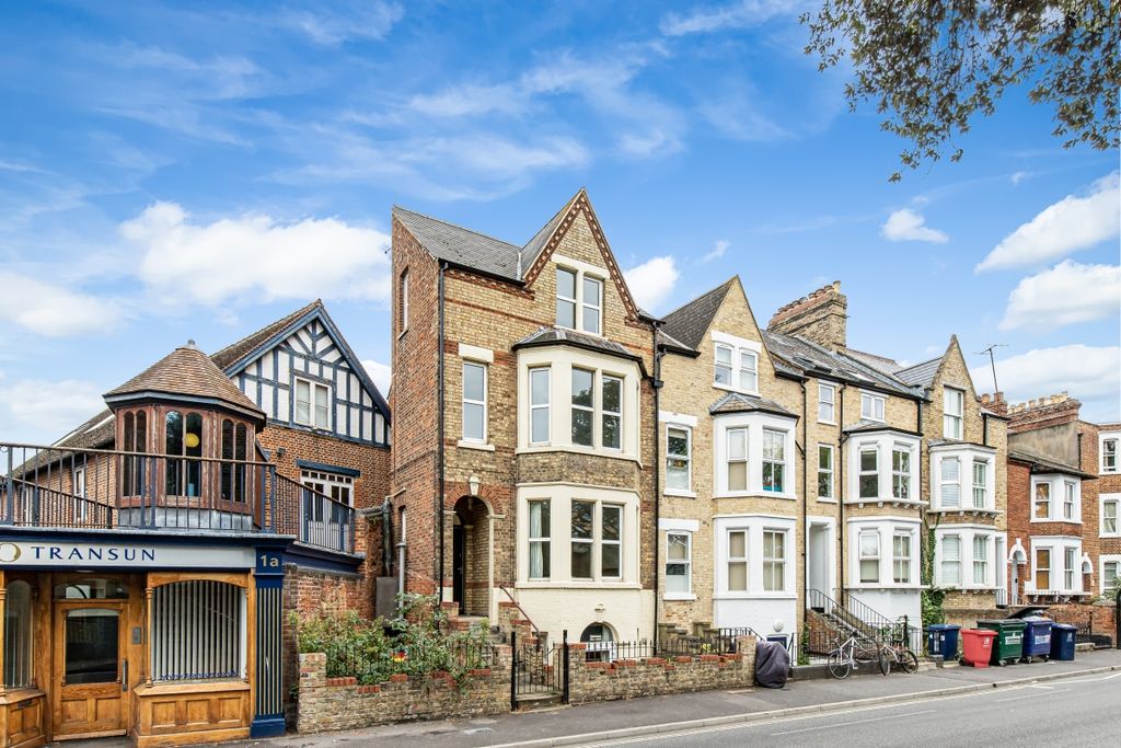 Property photo 1 of 11 110109