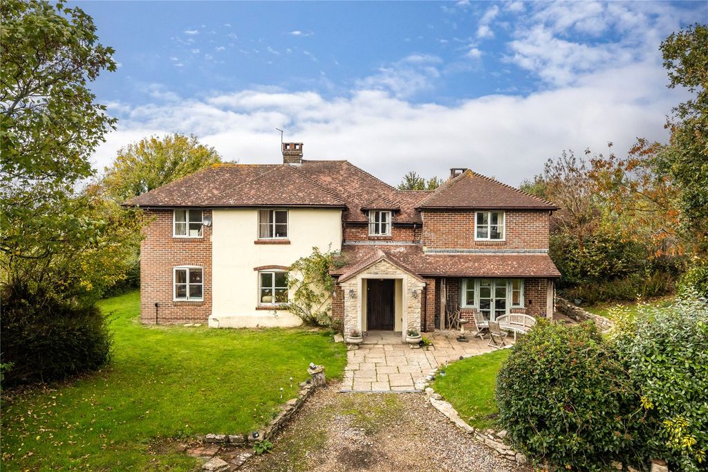 Property photo 1 of 16 Claypits Farm