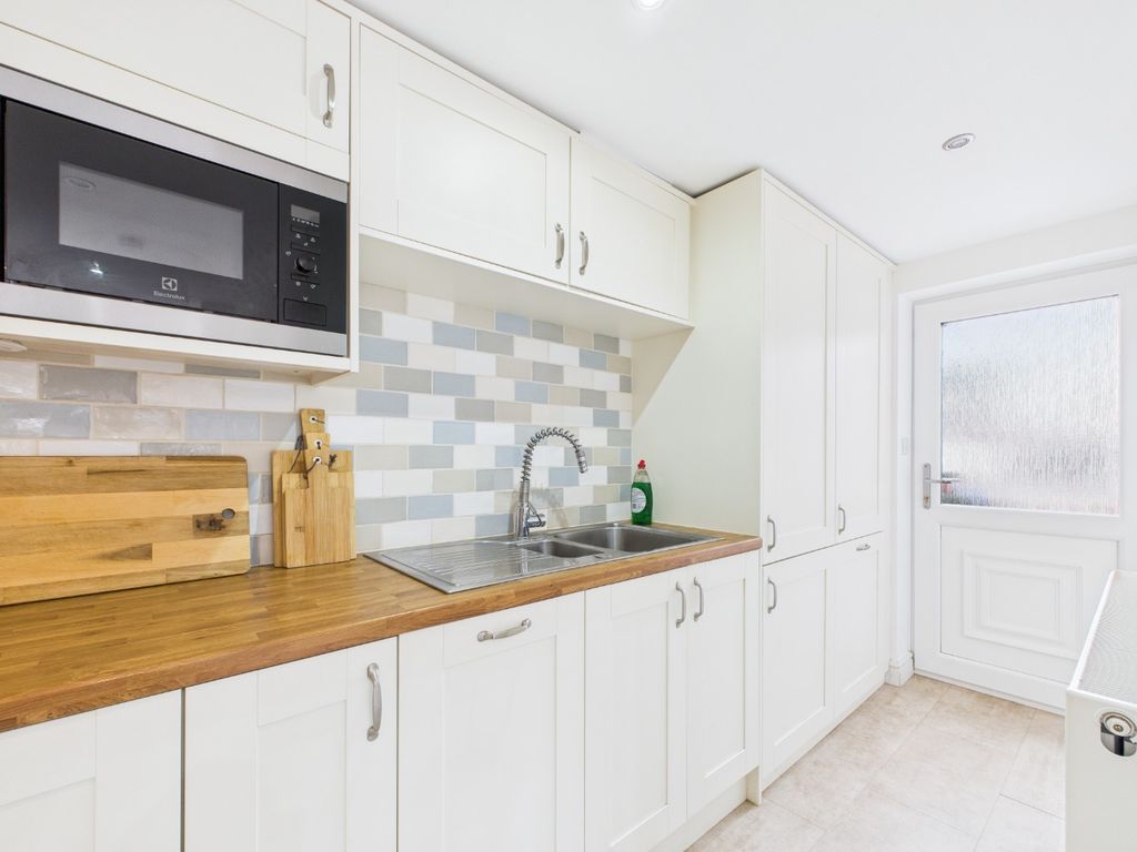 Property photo 3 of 19 4548807