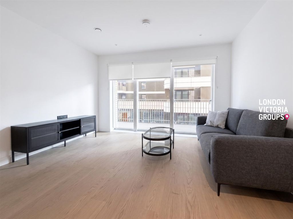 Property photo 2 of 11 Gemini_Generated_Image_Yar91Jyar91Jyar9.Jpg