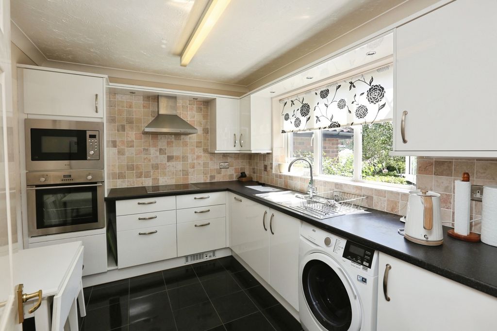 Property photo 2 of 15 Pbox-Img.Jpg