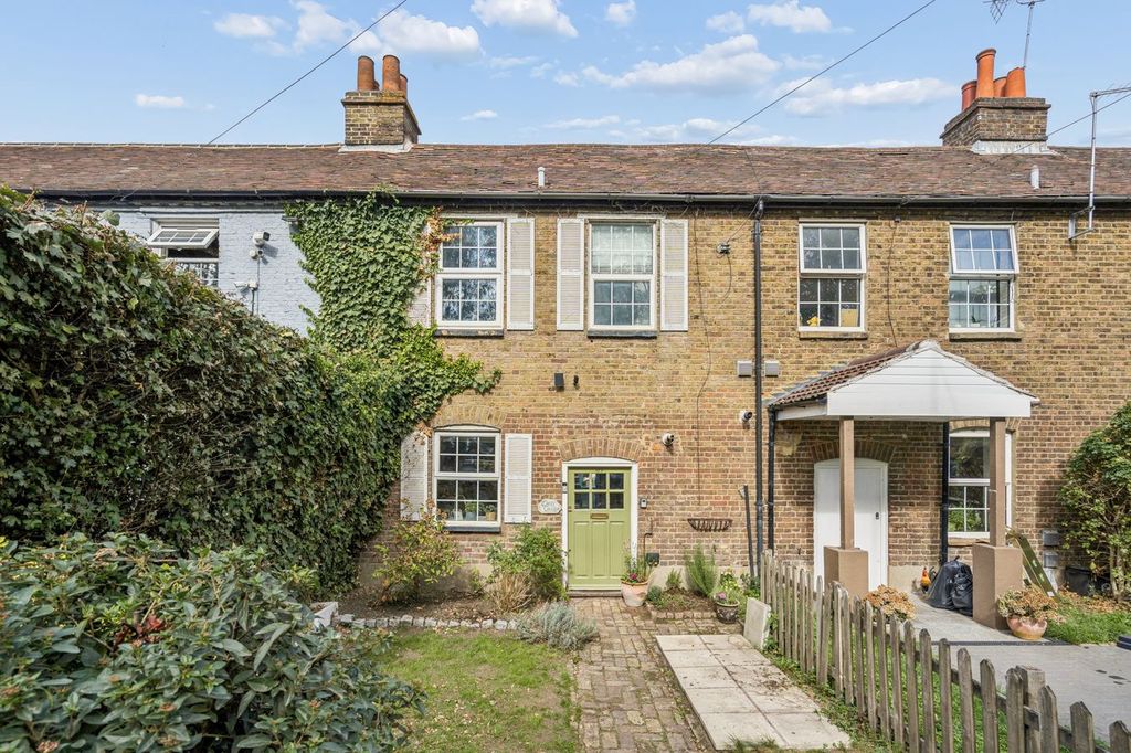 Property photo 1 of 23