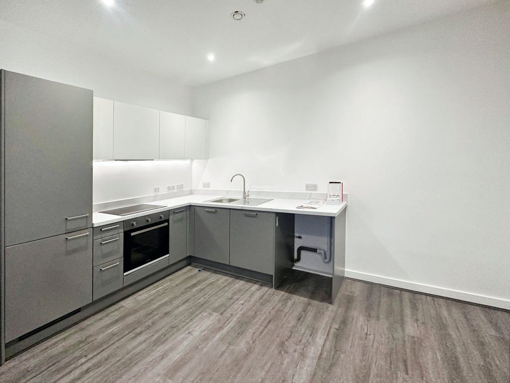 Property photo 3 of 11 Picture No. 20