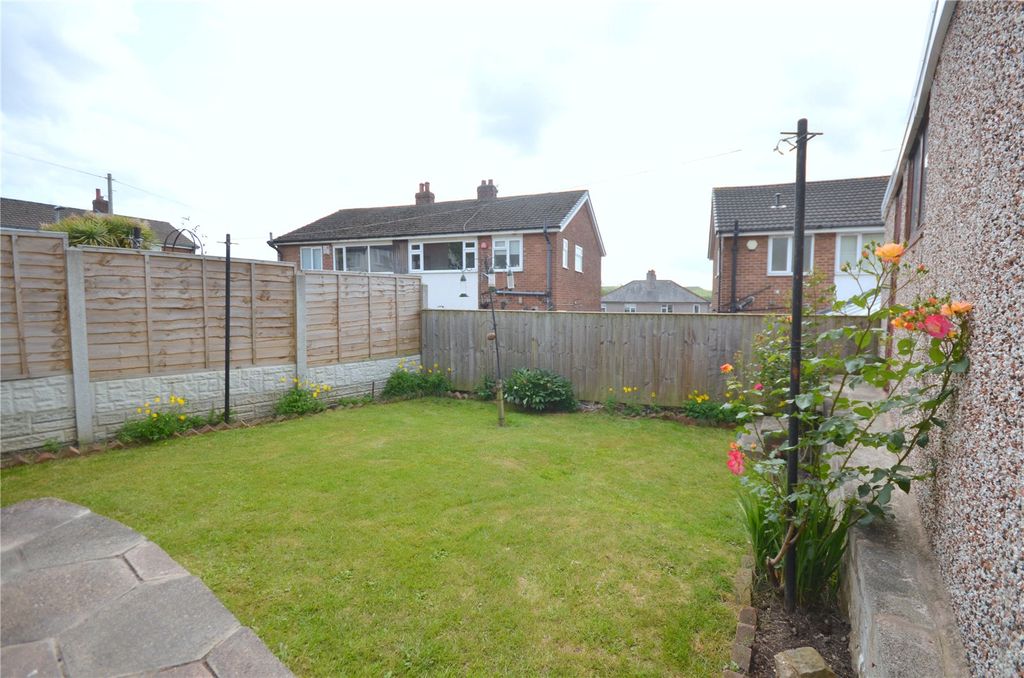 Property photo 3 of 23 Picture No. 02