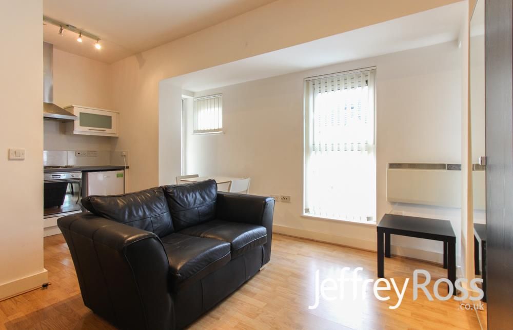 Property photo 2 of 6 Img-2.Jpg